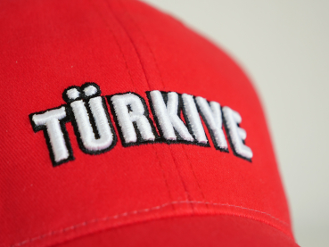 Preview: Türkei Schildmütze Fußball Fan Snapback Basecap Weiss Schwarz Rot